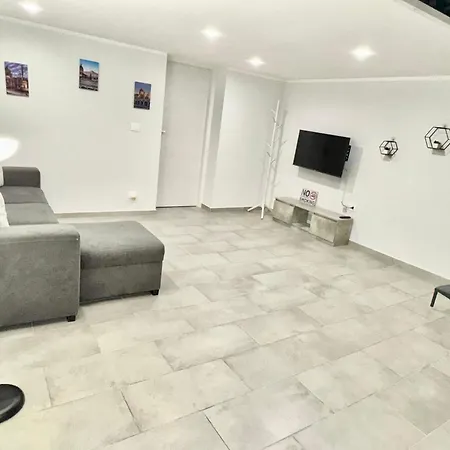 Privitera 2 *